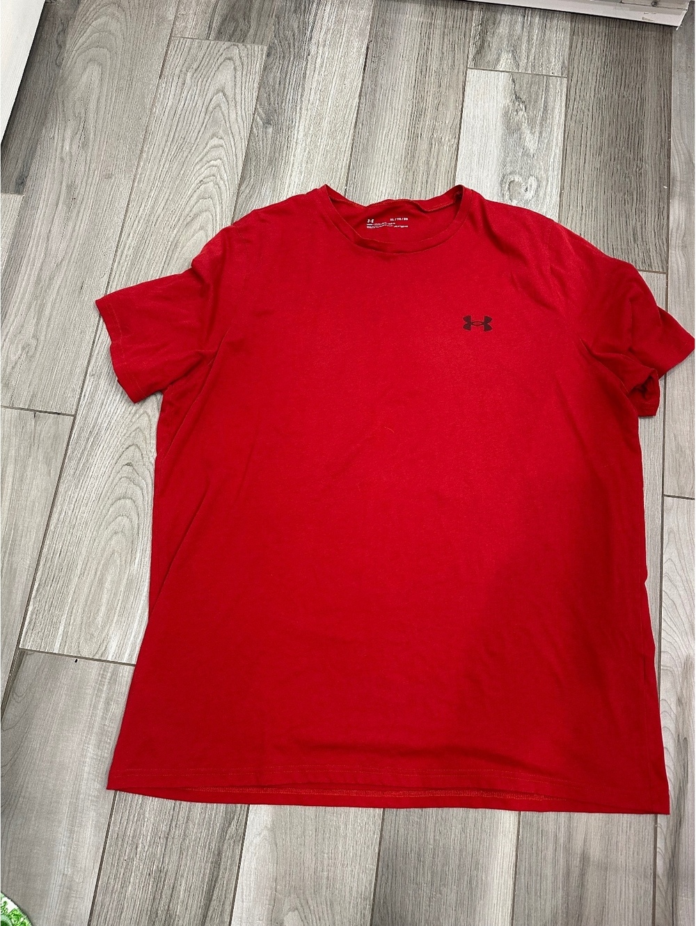Under Armour Red HeatGear Loose Fit T-Shirt XL